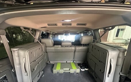 Toyota Land Cruiser 100 рестайлинг 2, 2005 год, 2 150 000 рублей, 4 фотография
