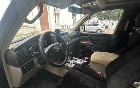Toyota Land Cruiser 100 рестайлинг 2, 2005 год, 2 150 000 рублей, 8 фотография