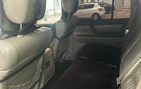 Toyota Land Cruiser 100 рестайлинг 2, 2005 год, 2 150 000 рублей, 3 фотография