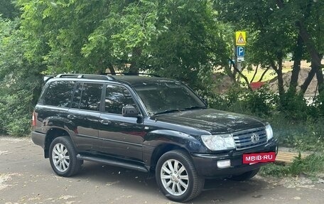 Toyota Land Cruiser 100 рестайлинг 2, 2005 год, 2 150 000 рублей, 2 фотография