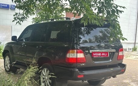 Toyota Land Cruiser 100 рестайлинг 2, 2005 год, 2 150 000 рублей, 7 фотография
