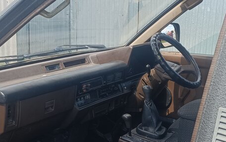 Toyota Lite Ace III, 1990 год, 400 000 рублей, 3 фотография