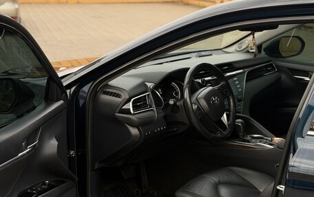 Toyota Camry, 2019 год, 2 700 000 рублей, 7 фотография