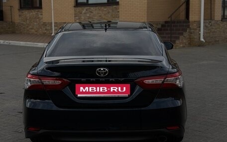 Toyota Camry, 2019 год, 2 700 000 рублей, 6 фотография
