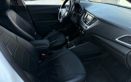Hyundai Solaris II рестайлинг, 2018 год, 849 000 рублей, 11 фотография