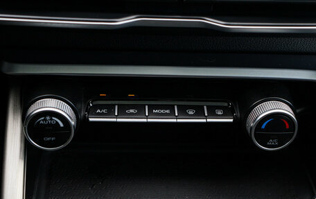 Geely Coolray I, 2023 год, 1 700 000 рублей, 23 фотография