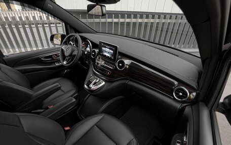 Mercedes-Benz V-Класс, 2016 год, 7 800 000 рублей, 7 фотография
