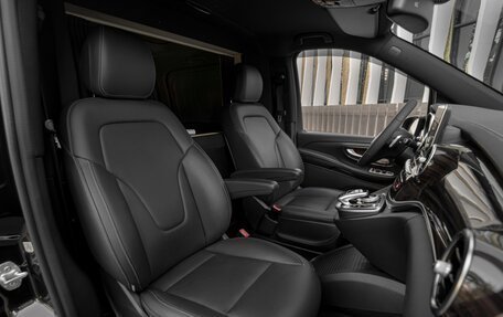 Mercedes-Benz V-Класс, 2016 год, 7 800 000 рублей, 5 фотография