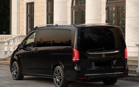 Mercedes-Benz V-Класс, 2016 год, 7 800 000 рублей, 22 фотография
