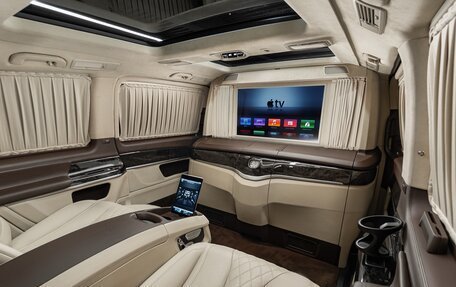 Mercedes-Benz V-Класс, 2016 год, 7 800 000 рублей, 38 фотография