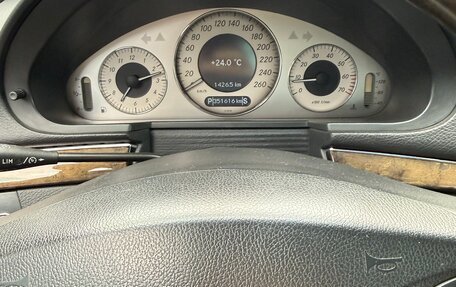 Mercedes-Benz E-Класс, 2004 год, 850 000 рублей, 13 фотография