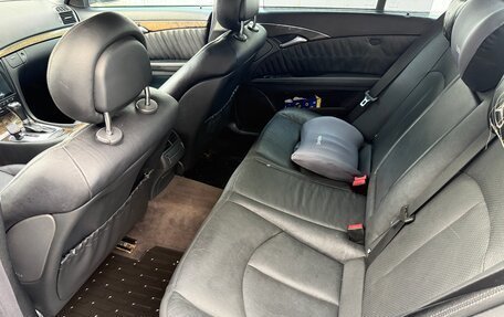 Mercedes-Benz E-Класс, 2004 год, 850 000 рублей, 10 фотография