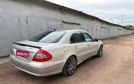 Mercedes-Benz E-Класс, 2004 год, 850 000 рублей, 5 фотография
