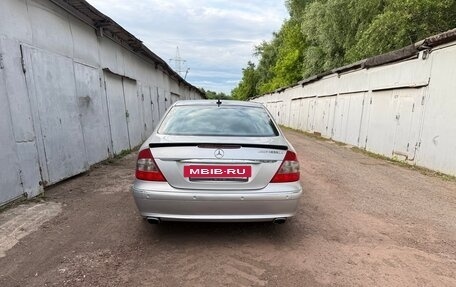 Mercedes-Benz E-Класс, 2004 год, 850 000 рублей, 6 фотография