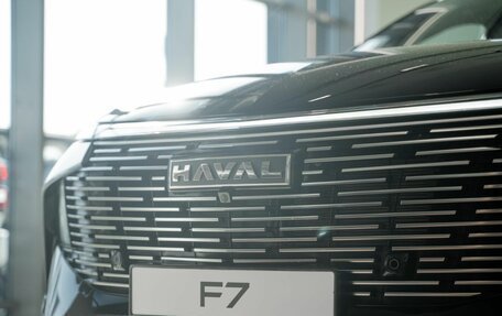 Haval F7, 2026 год, 15 фотография