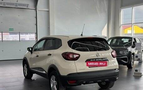 Renault Kaptur I рестайлинг, 2019 год, 1 590 000 рублей, 2 фотография