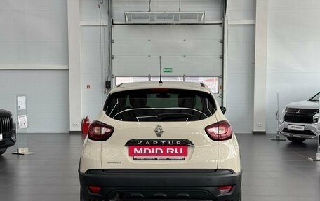 Renault Kaptur I рестайлинг, 2019 год, 1 590 000 рублей, 3 фотография