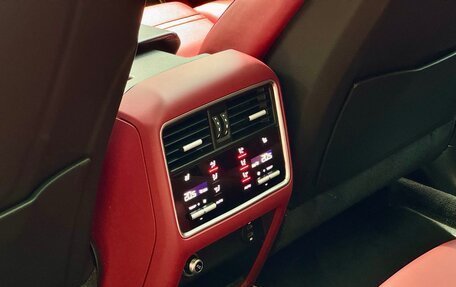 Porsche Cayenne III, 2020 год, 13 900 000 рублей, 22 фотография