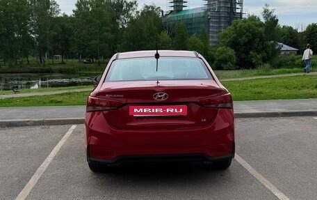 Hyundai Solaris II рестайлинг, 2017 год, 1 150 000 рублей, 5 фотография