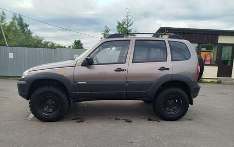 Chevrolet Niva I рестайлинг, 2013 год, 565 000 рублей, 4 фотография