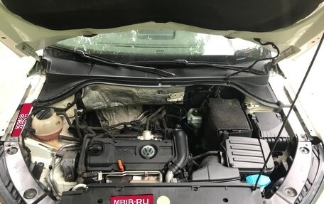 Volkswagen Tiguan I, 2011 год, 980 000 рублей, 13 фотография