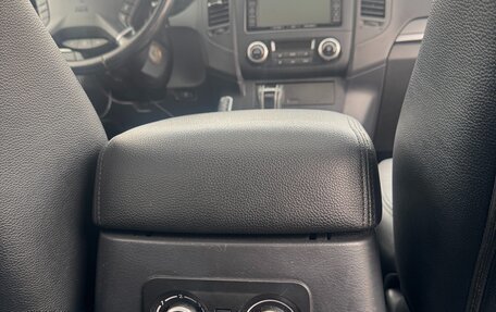 Mitsubishi Pajero IV, 2012 год, 2 790 000 рублей, 6 фотография
