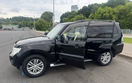 Mitsubishi Pajero IV, 2012 год, 2 790 000 рублей, 3 фотография