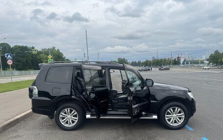 Mitsubishi Pajero IV, 2012 год, 2 790 000 рублей, 19 фотография