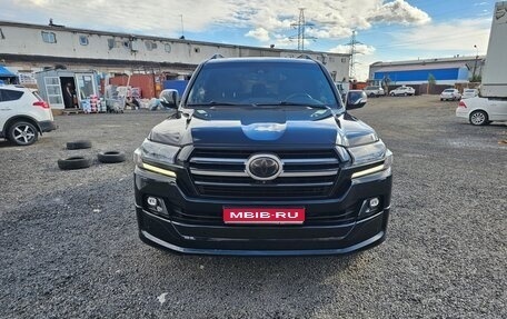 Toyota Land Cruiser 200, 2019 год, 7 800 000 рублей, 1 фотография