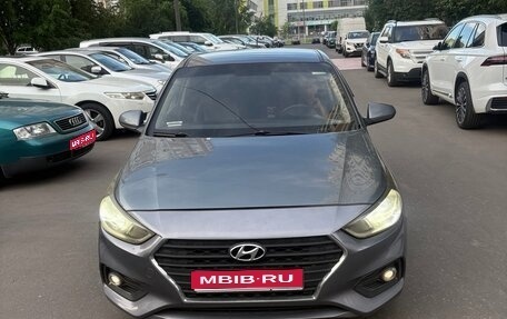Hyundai Solaris II рестайлинг, 2019 год, 1 100 000 рублей, 1 фотография