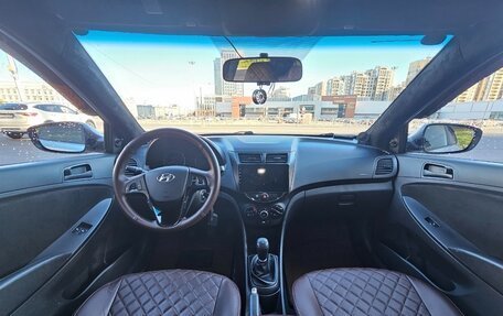 Hyundai Solaris II рестайлинг, 2013 год, 650 000 рублей, 10 фотография
