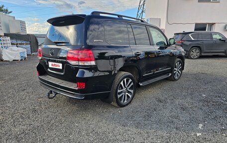 Toyota Land Cruiser 200, 2019 год, 7 800 000 рублей, 4 фотография