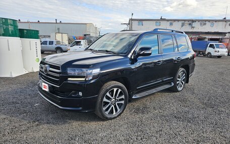 Toyota Land Cruiser 200, 2019 год, 7 800 000 рублей, 8 фотография