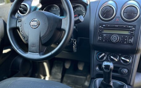 Nissan Qashqai, 2010 год, 830 000 рублей, 24 фотография