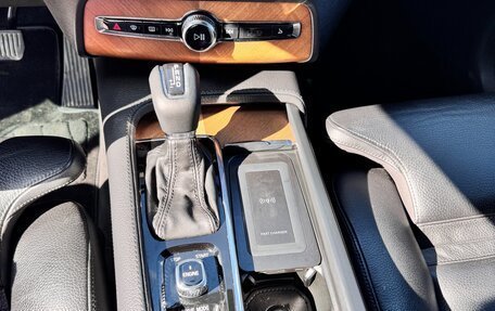 Volvo XC90 II рестайлинг, 2016 год, 2 600 000 рублей, 14 фотография