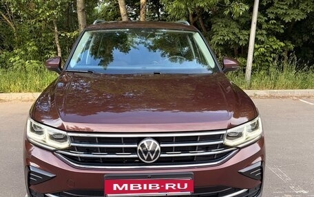 Volkswagen Tiguan II, 2021 год, 3 750 000 рублей, 9 фотография