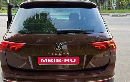 Volkswagen Tiguan II, 2021 год, 3 750 000 рублей, 3 фотография
