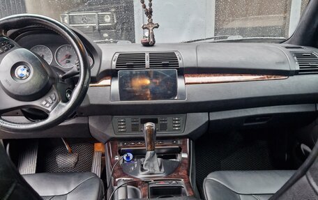 BMW X5, 2004 год, 1 500 000 рублей, 3 фотография
