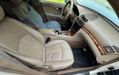 Mercedes-Benz E-Класс, 2008 год, 650 000 рублей, 11 фотография