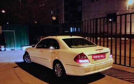 Mercedes-Benz E-Класс, 2008 год, 650 000 рублей, 19 фотография