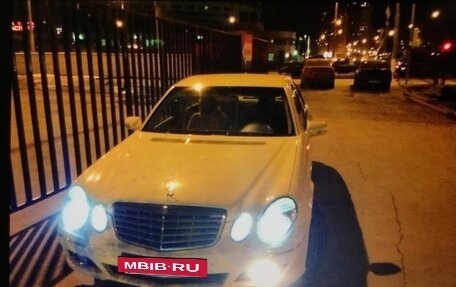 Mercedes-Benz E-Класс, 2008 год, 650 000 рублей, 10 фотография