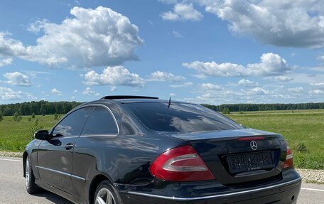 Mercedes-Benz CLK-Класс, 2002 год, 600 000 рублей, 4 фотография