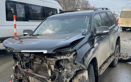 Toyota Land Cruiser Prado 150 рестайлинг 2, 2012 год, 1 200 000 рублей, 1 фотография