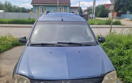 Renault Logan I, 2012 год, 650 000 рублей, 2 фотография