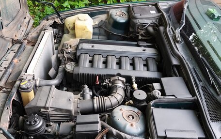 BMW 5 серия, 1994 год, 350 000 рублей, 12 фотография