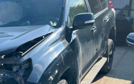 Toyota Land Cruiser Prado 150 рестайлинг 2, 2012 год, 1 200 000 рублей, 4 фотография