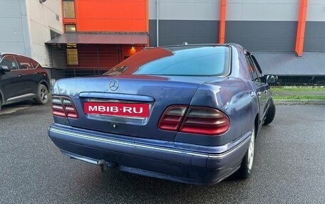 Mercedes-Benz E-Класс, 2001 год, 270 000 рублей, 8 фотография