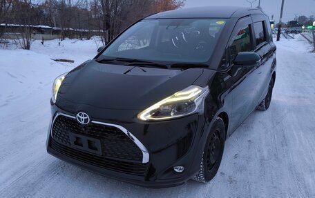 Toyota Sienta II, 2021 год, 1 399 990 рублей, 24 фотография