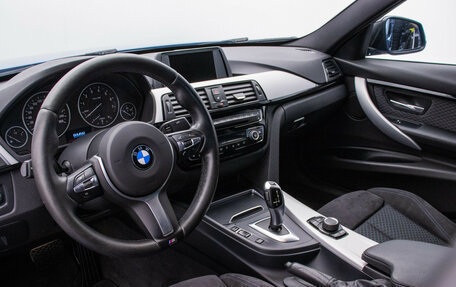 BMW 3 серия, 2017 год, 2 600 000 рублей, 10 фотография