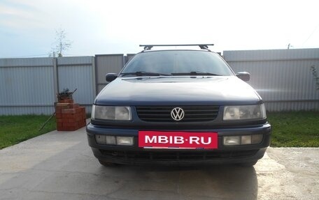 Volkswagen Passat B4, 1995 год, 175 000 рублей, 3 фотография